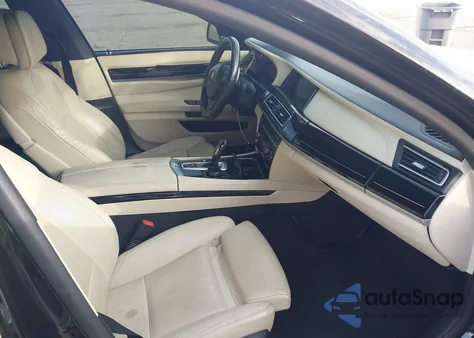 2015 BMW 750Li z USA, uszkodzony, nr VIN WBAYE8C55FD782112